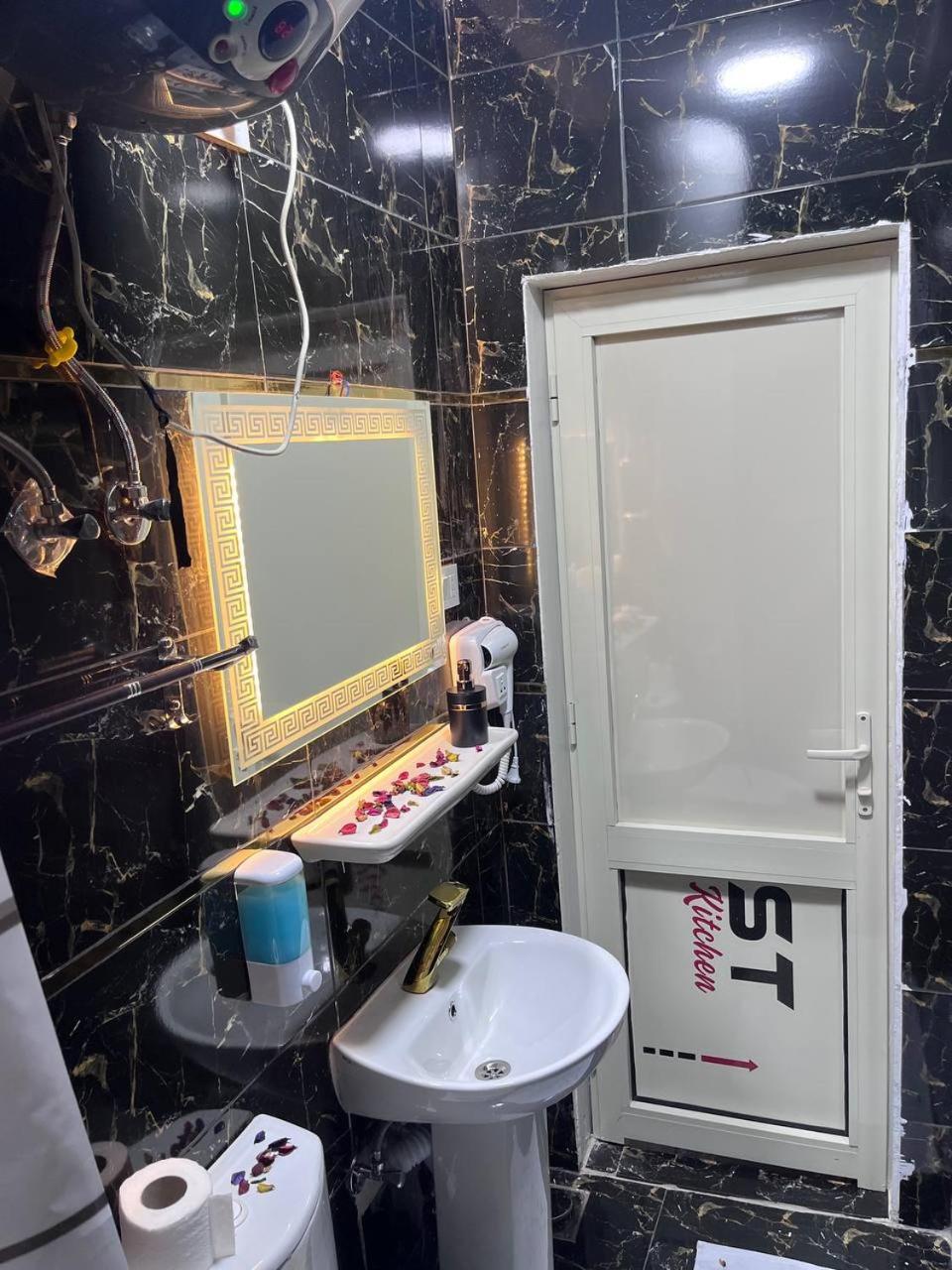 Future Hostel Кайро Екстериор снимка